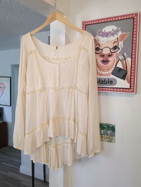 Free People Women's Ivory Cream Tiered Flowy Boho Tunic Top Sz M Ruffle Trim